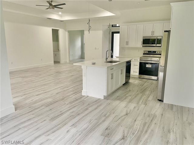 2567 12th AVE NE, Naples, FL 34120