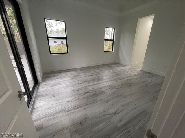 2567 12th AVE NE, Naples, FL 34120