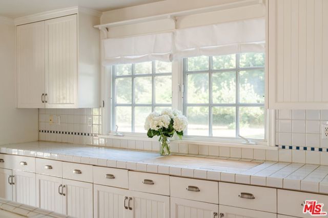 1520 Bonnell Drive, Topanga (los Angeles), CA 90290