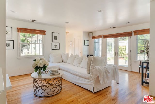 1520 Bonnell Drive, Topanga (los Angeles), CA 90290