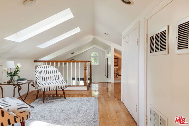 1520 Bonnell Drive, Topanga (los Angeles), CA 90290