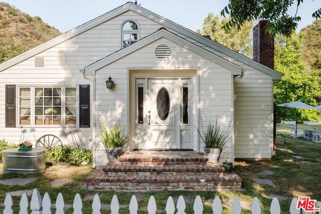 1520 Bonnell Drive, Topanga (los Angeles), CA 90290