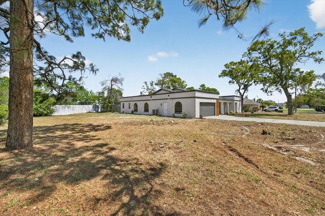 8169 BERKELEY MANOR BOULEVARD, Spring Hill, FL 34606