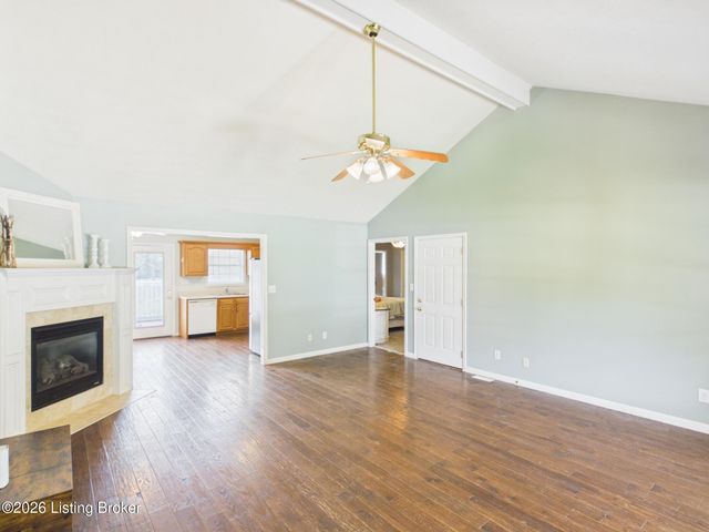 4205 Wine Cellar Ct, Louisville, KY 40272