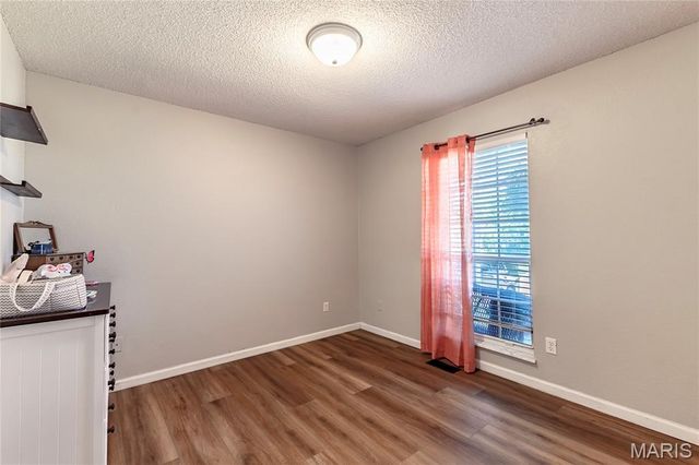 86 Adventura Drive, Festus, MO 63028