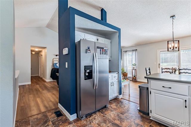 86 Adventura Drive, Festus, MO 63028