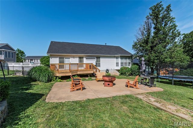 86 Adventura Drive, Festus, MO 63028
