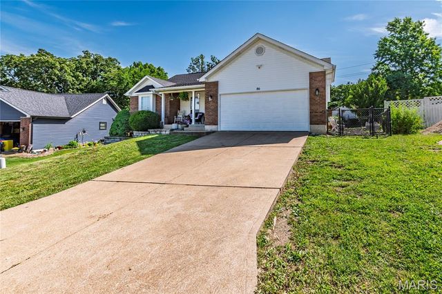 86 Adventura Drive, Festus, MO 63028