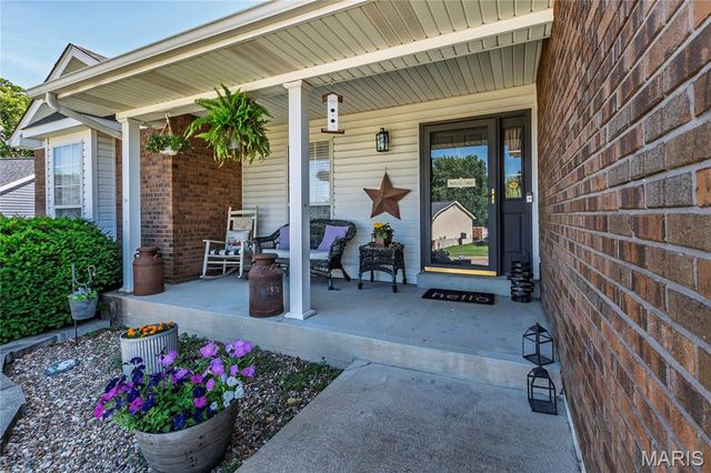 86 Adventura Drive, Festus, MO 63028