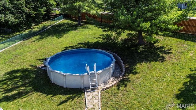 86 Adventura Drive, Festus, MO 63028