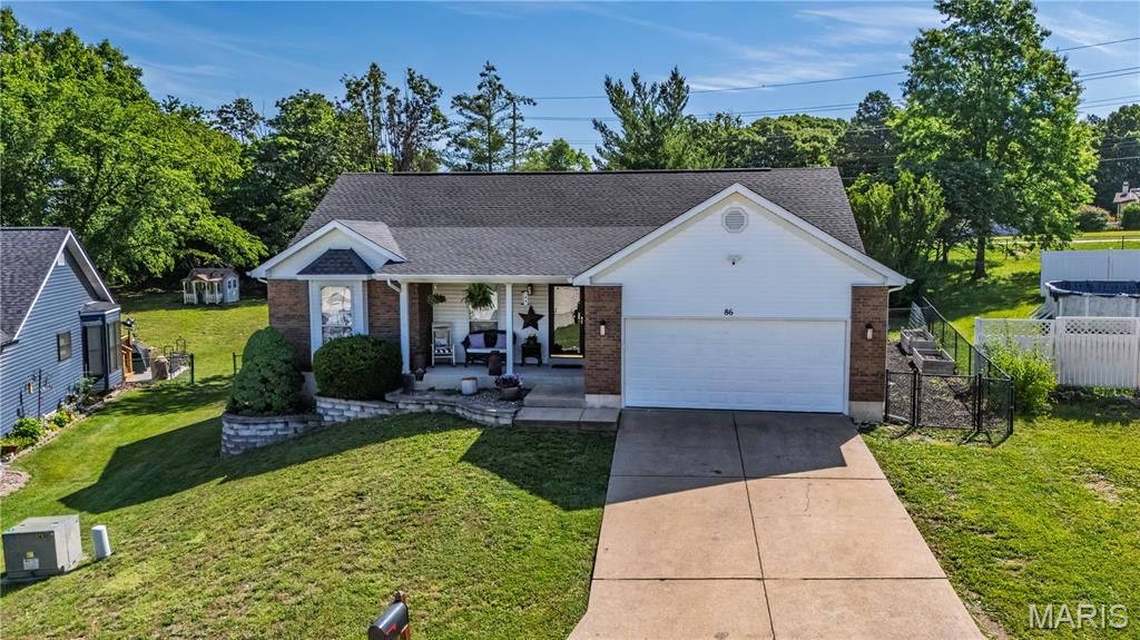 86 Adventura Drive, Festus, MO 63028