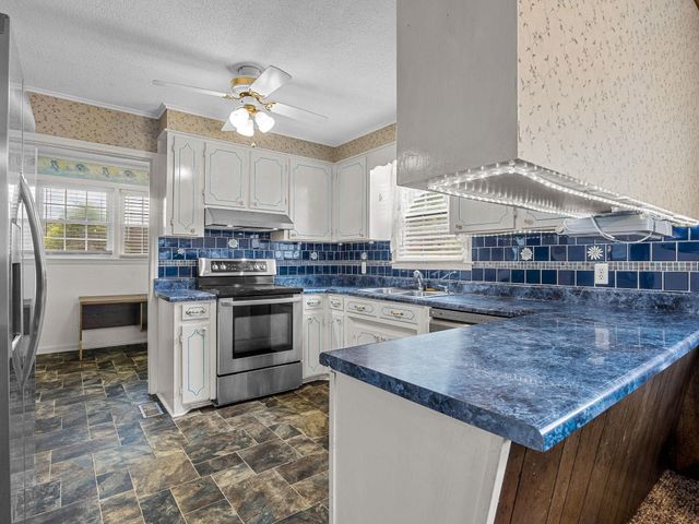 808 Primrose Lane, Spartanburg, SC 29303