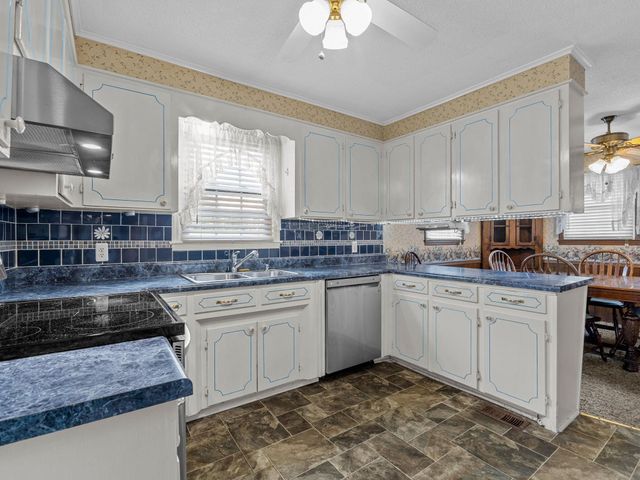 808 Primrose Lane, Spartanburg, SC 29303
