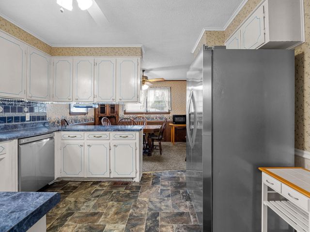 808 Primrose Lane, Spartanburg, SC 29303