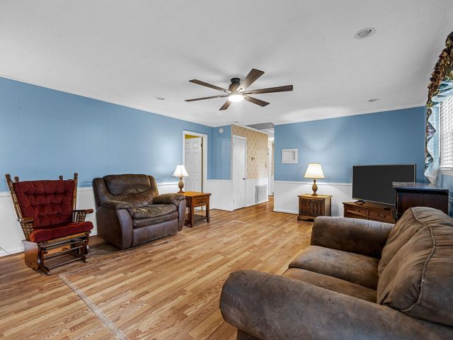 808 Primrose Lane, Spartanburg, SC 29303