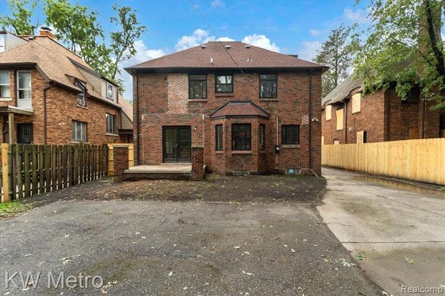 19022 Wildemere Street, Detroit, MI 48221