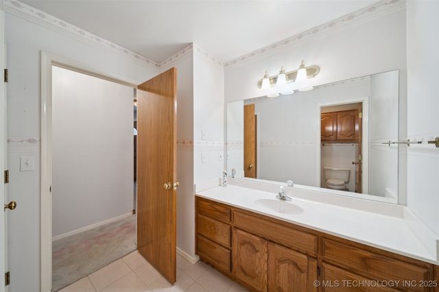 1807 SW 2nd Place, Wagoner, OK 74467