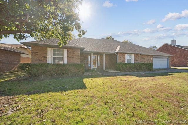 1807 SW 2nd Place, Wagoner, OK 74467
