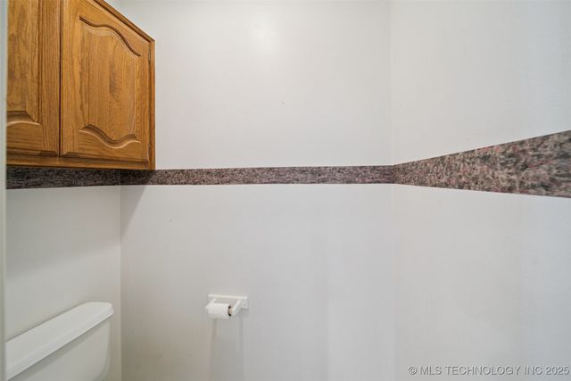 1807 SW 2nd Place, Wagoner, OK 74467