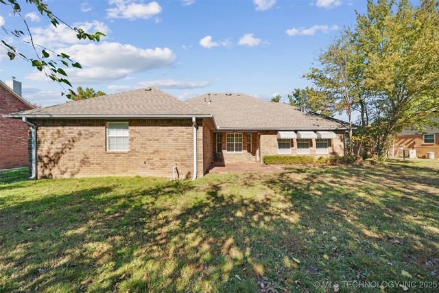 1807 SW 2nd Place, Wagoner, OK 74467