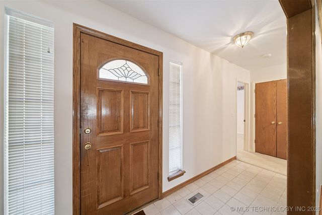 1807 SW 2nd Place, Wagoner, OK 74467