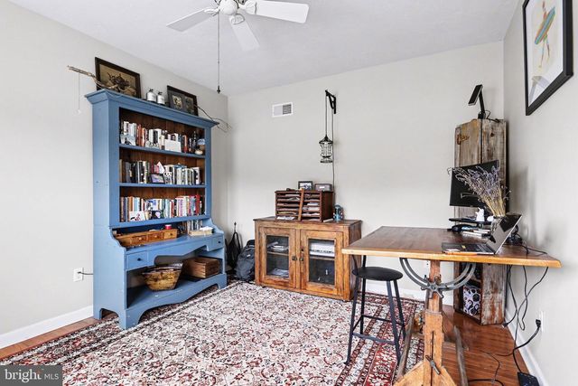 36 W SUMMIT DR, Littlestown, PA 17340