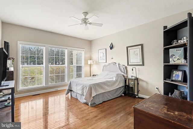 36 W SUMMIT DR, Littlestown, PA 17340