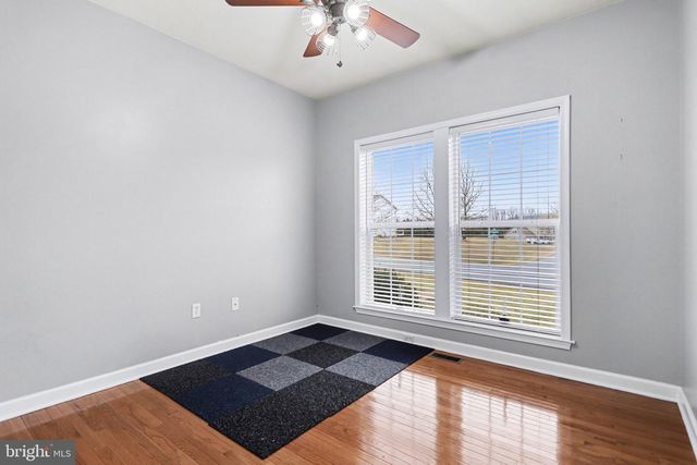 36 W SUMMIT DR, Littlestown, PA 17340