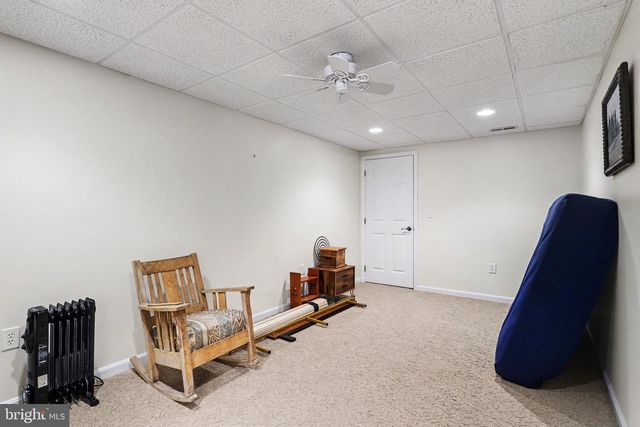 36 W SUMMIT DR, Littlestown, PA 17340