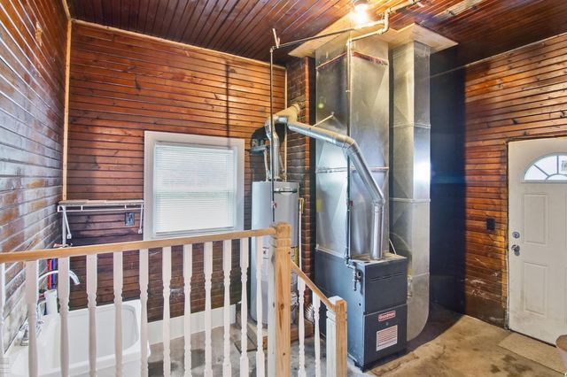 22600 Oaklane Street, Warren, MI 48089