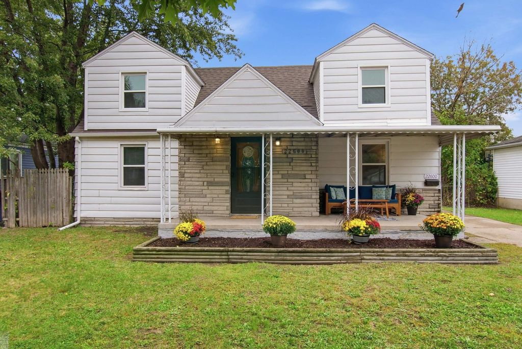 22600 Oaklane Street, Warren, MI 48089