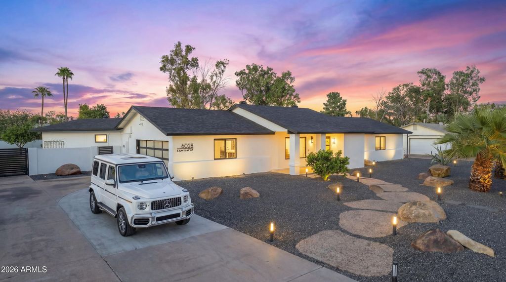 6028 E JOAN DE ARC Avenue, Scottsdale, AZ 85254