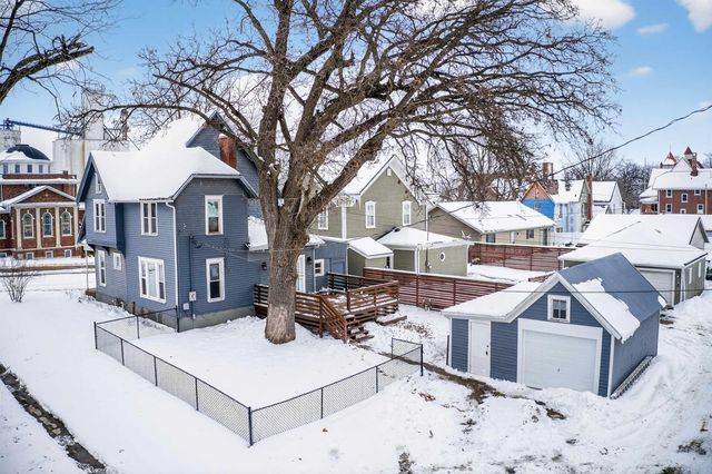 501 4th Street, Traer, IA 50675