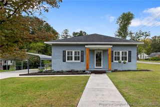 404 E Donaldson Avenue, Raeford, NC 28376