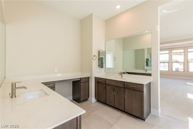 5086 Canyon Crossing Street, Las Vegas, NV 89135