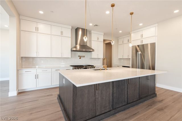 5086 Canyon Crossing Street, Las Vegas, NV 89135