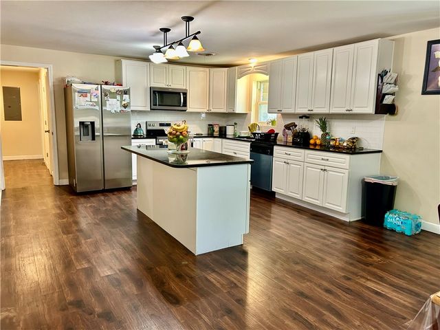103 Ave 4 NW, Atkins, AR 72823
