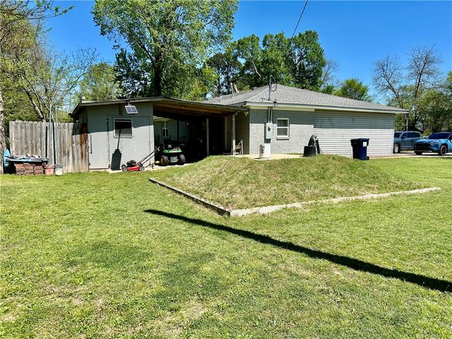 103 Ave 4 NW, Atkins, AR 72823