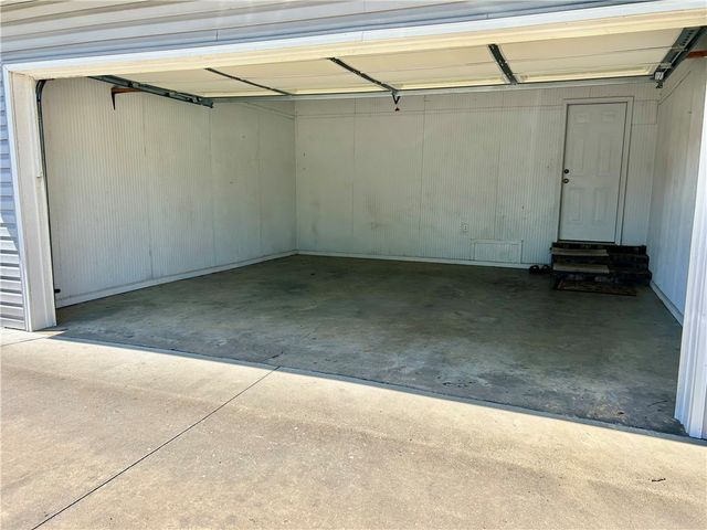 103 Ave 4 NW, Atkins, AR 72823