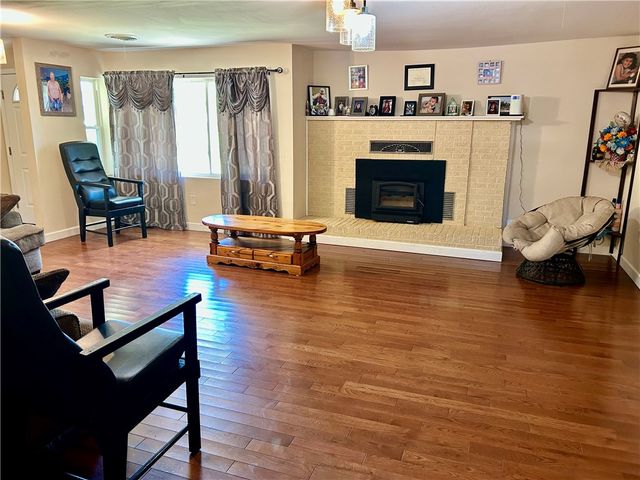 103 Ave 4 NW, Atkins, AR 72823
