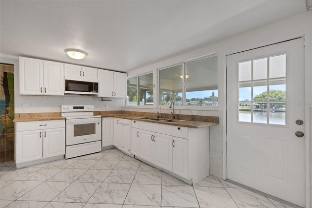 1240 TRUNKFISH DRIVE, Holiday, FL 34690