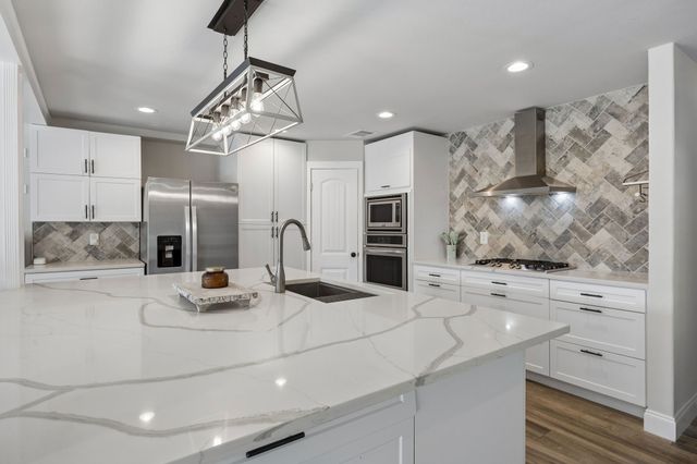9 Key Drive, Heath, TX 75032