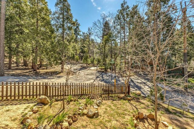 25495 Palomar Road, Idyllwild, CA 92549