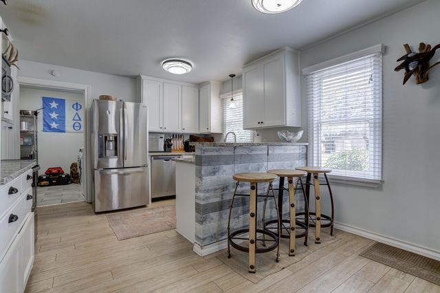 2515 33rd Street, Lubbock, TX 79410