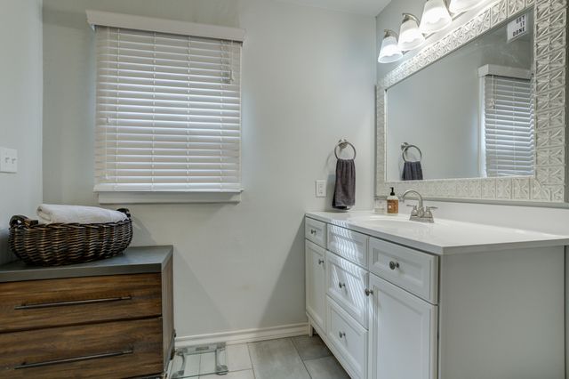 2515 33rd Street, Lubbock, TX 79410