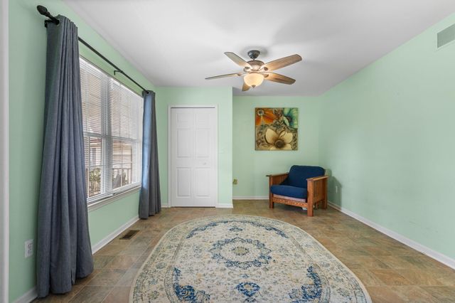 2240 Indian Creek Circle, Ann Arbor, MI 48105
