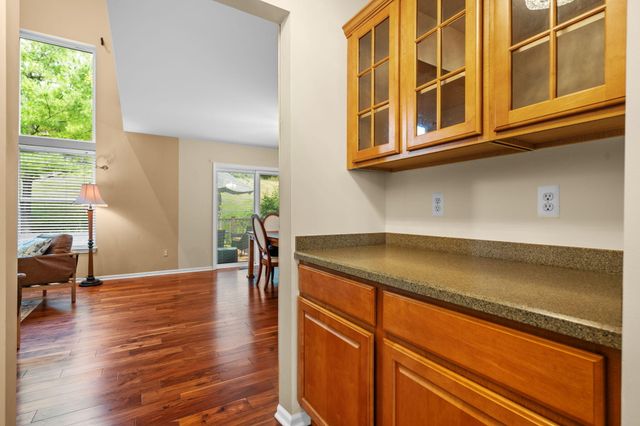 2240 Indian Creek Circle, Ann Arbor, MI 48105