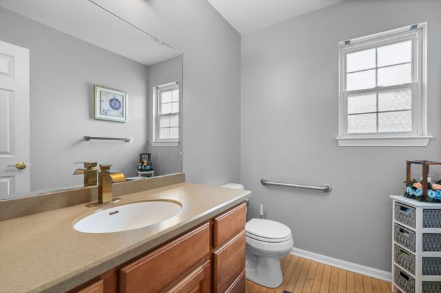 2240 Indian Creek Circle, Ann Arbor, MI 48105