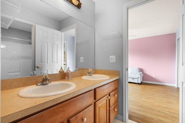 2240 Indian Creek Circle, Ann Arbor, MI 48105