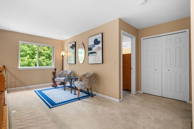 2240 Indian Creek Circle, Ann Arbor, MI 48105